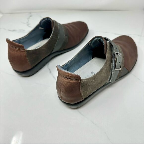 Naot Adjustable Buckle Flats- Size 9 - Picture 6 of 15